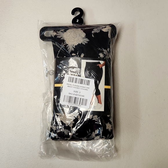 ❤️NWT VINTAGE TORRID POCKETS LEGGING - FLORAL PRINT - PEDAL PUSHER - PLUS SIZE - Picture 4 of 11